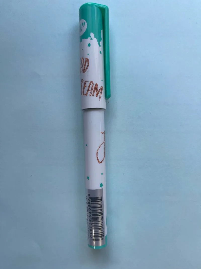 Young & Awesome - Pen fra Leopold – billede af bogen