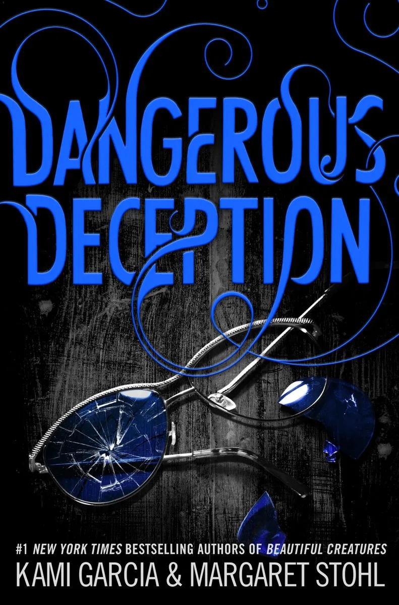Dangerous Deception von Little, Brown – Buchfoto