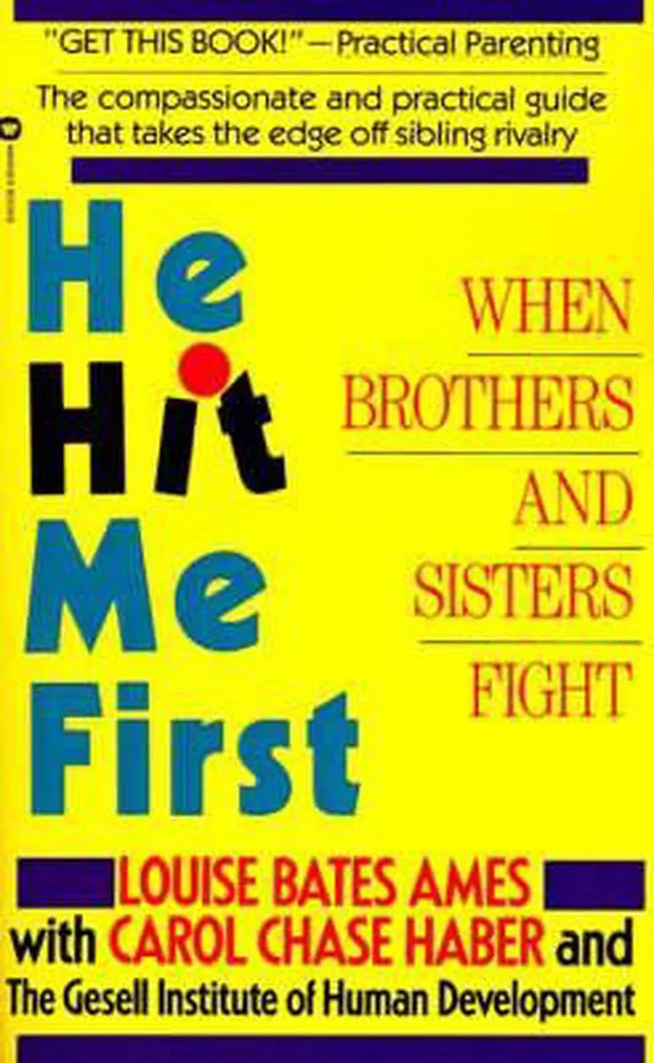 He Hit Me First von Little, Brown – Buchfoto