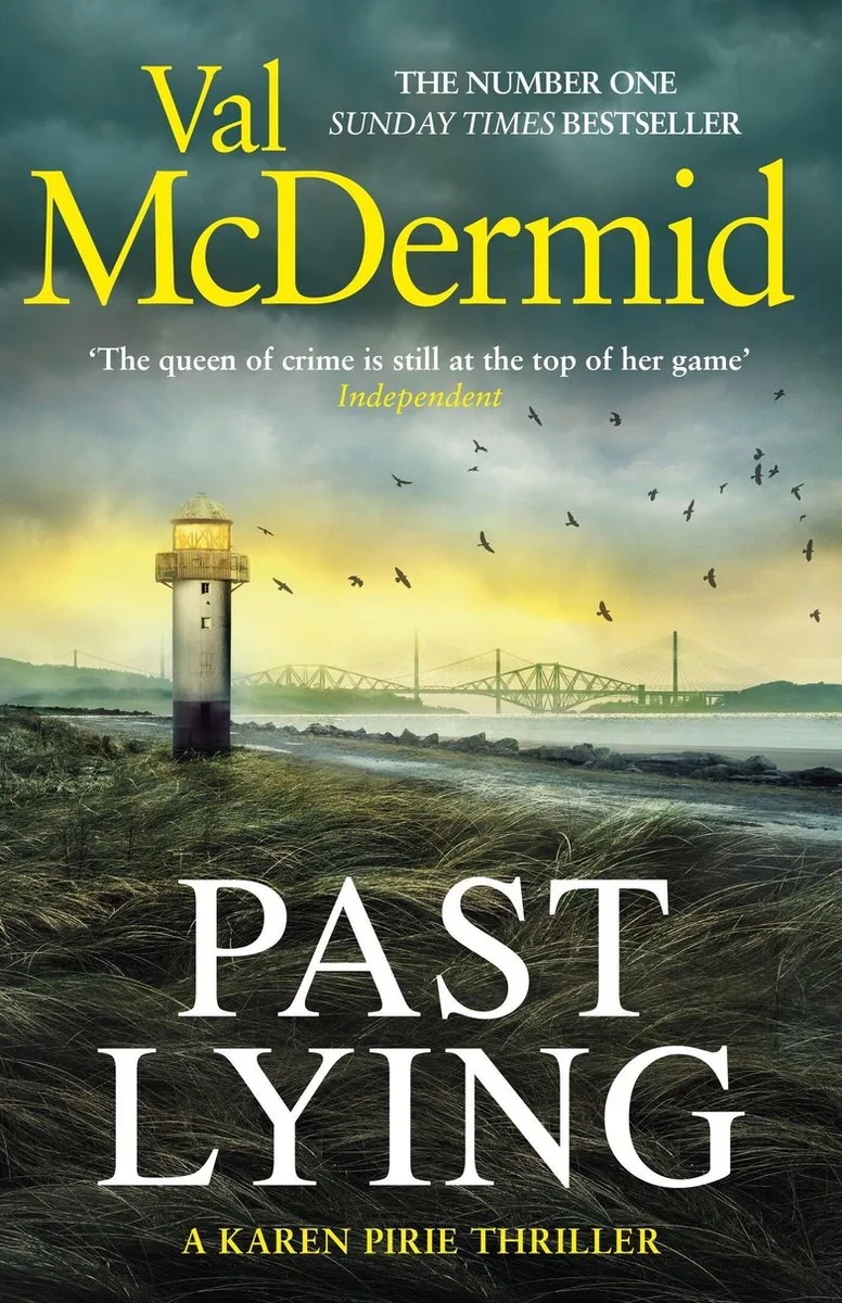 Past Lying von Little, Brown – Buchfoto