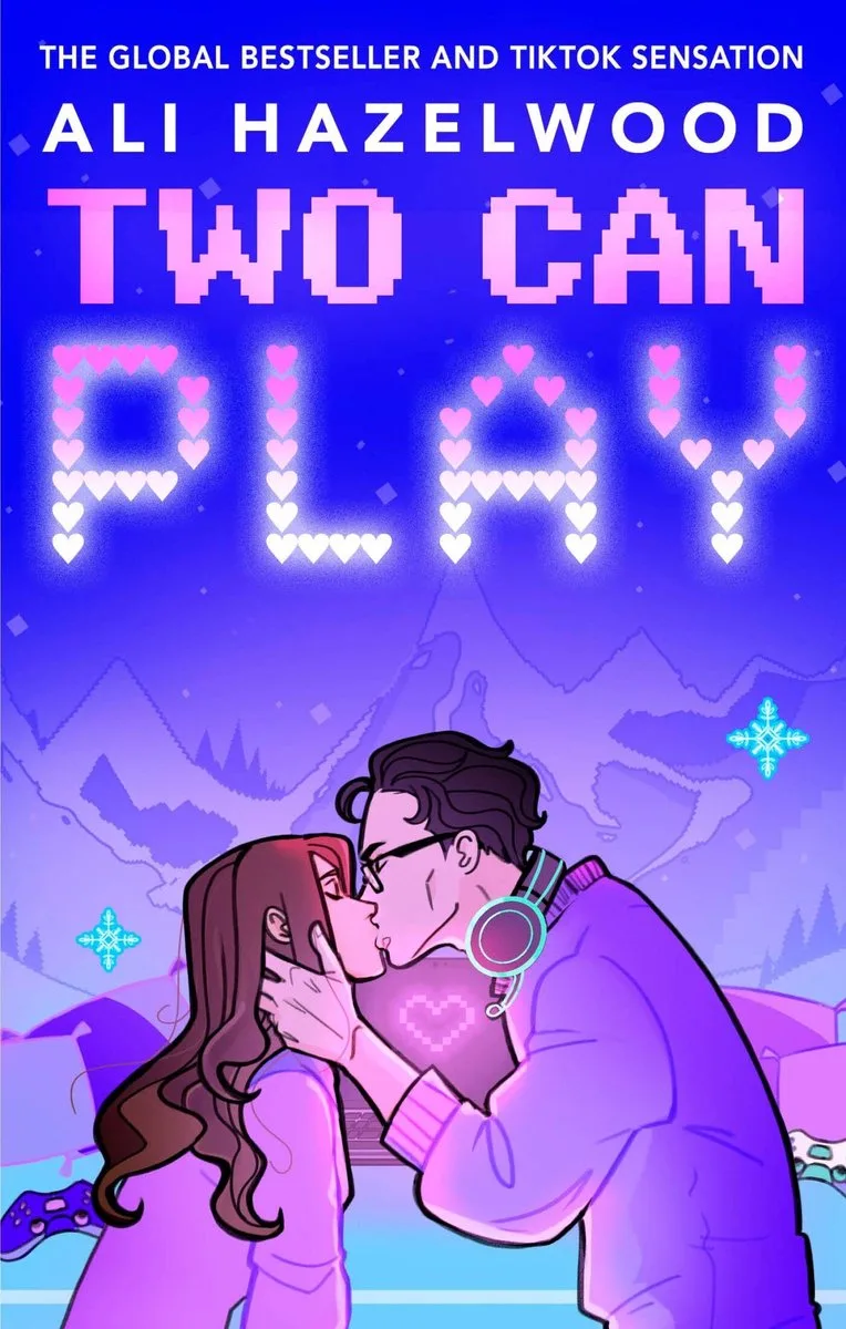 Two Can Play von Little, Brown – Buchfoto