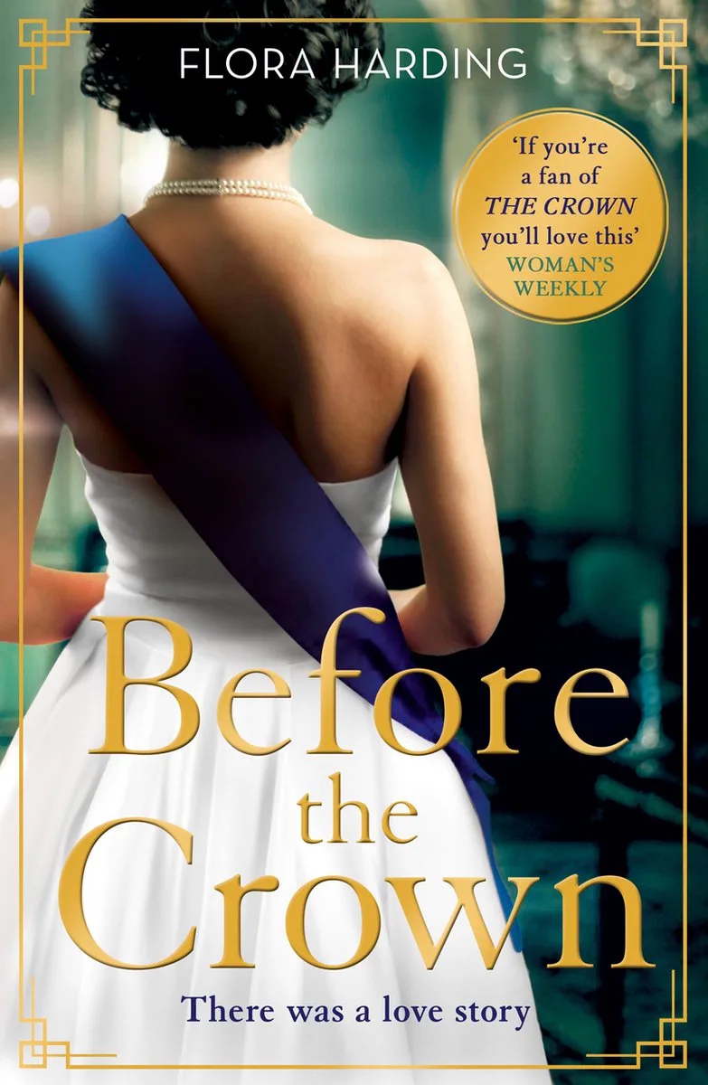 Before the Crown van One More Chapter – boekfoto