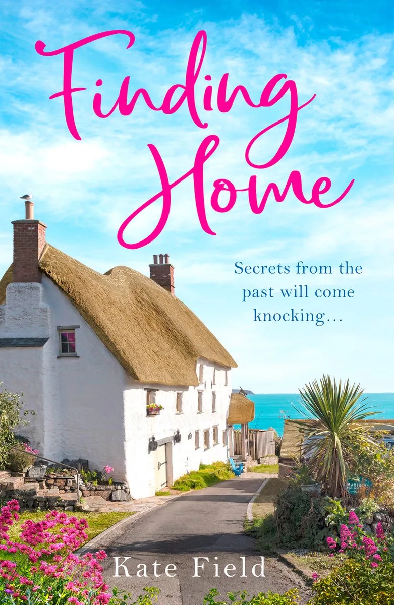 Finding Home von One More Chapter – Buchfoto