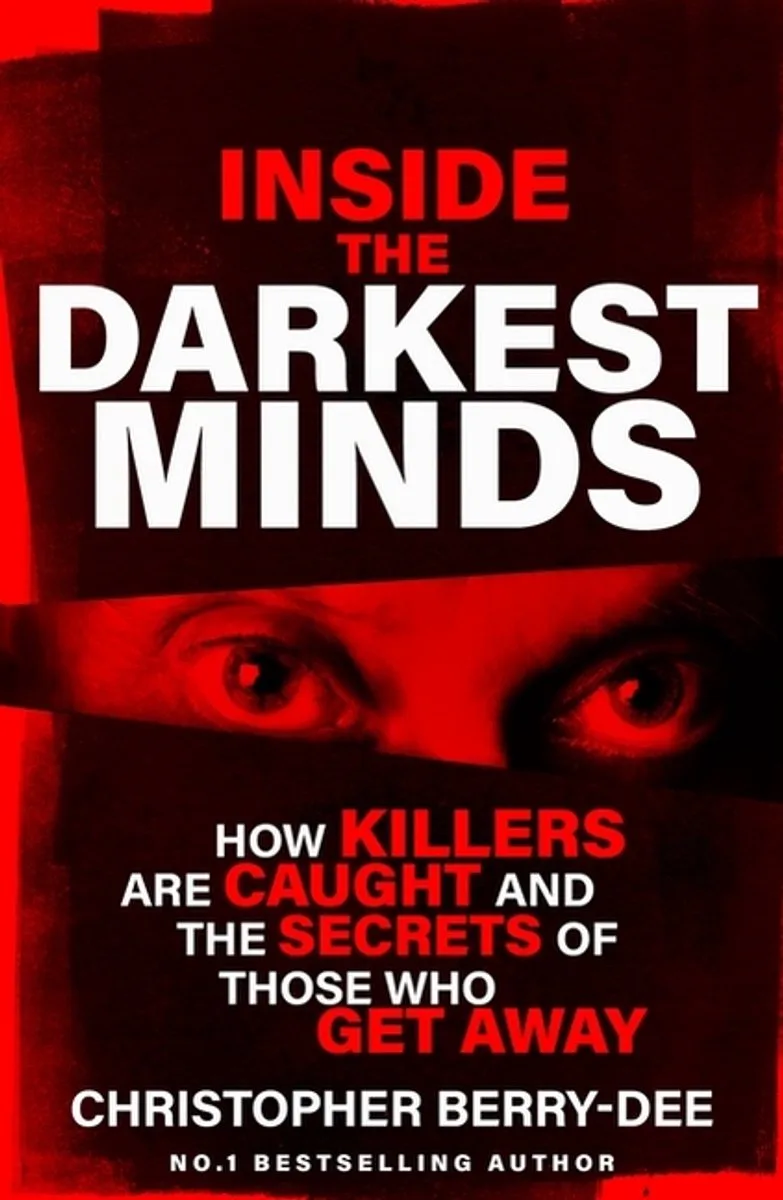 Inside The Darkest Minds von Orion – Buchfoto