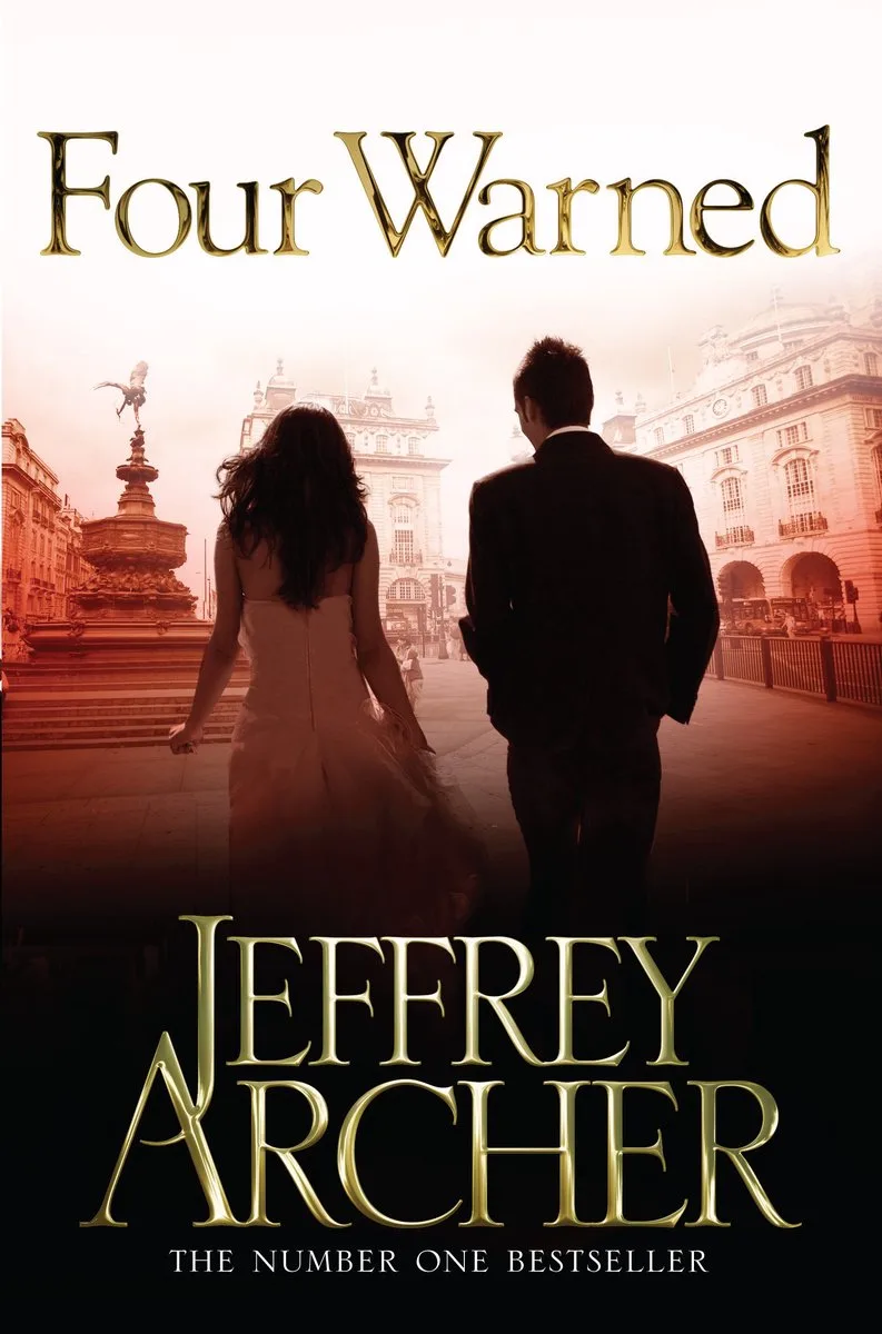 Four Warned von Pan Macmillan – Buchfoto