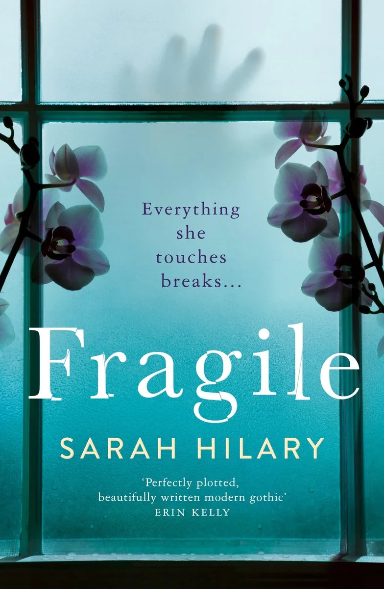 Fragile von Pan Macmillan – Buchfoto
