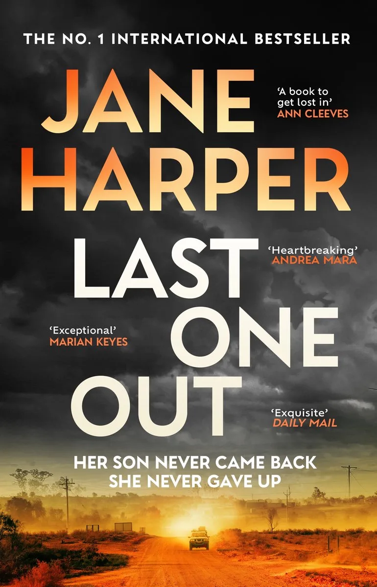 Last One Out von Pan Macmillan – Buchfoto