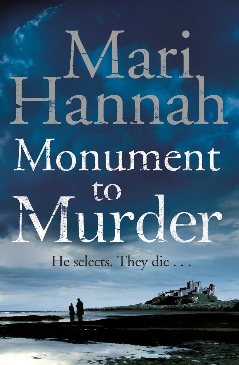 Monument To Murder von Pan Macmillan – Buchfoto