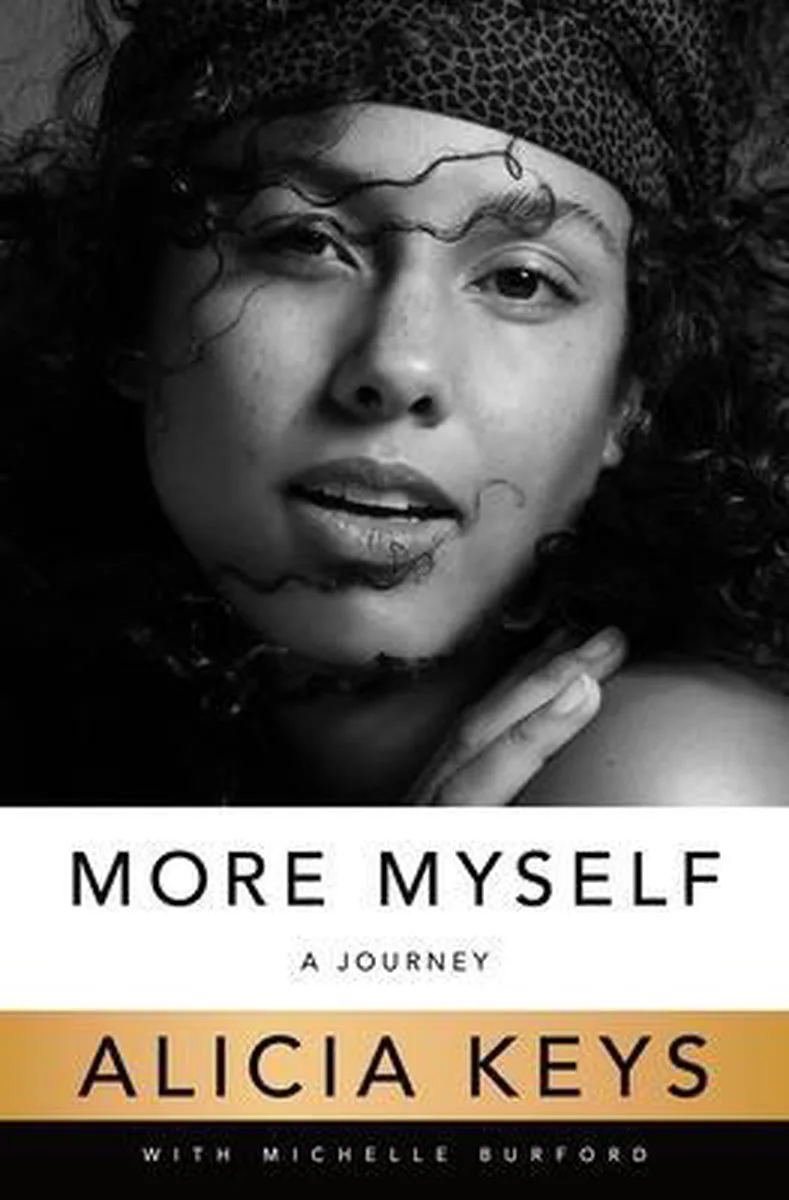More Myself van Pan Macmillan – boekfoto