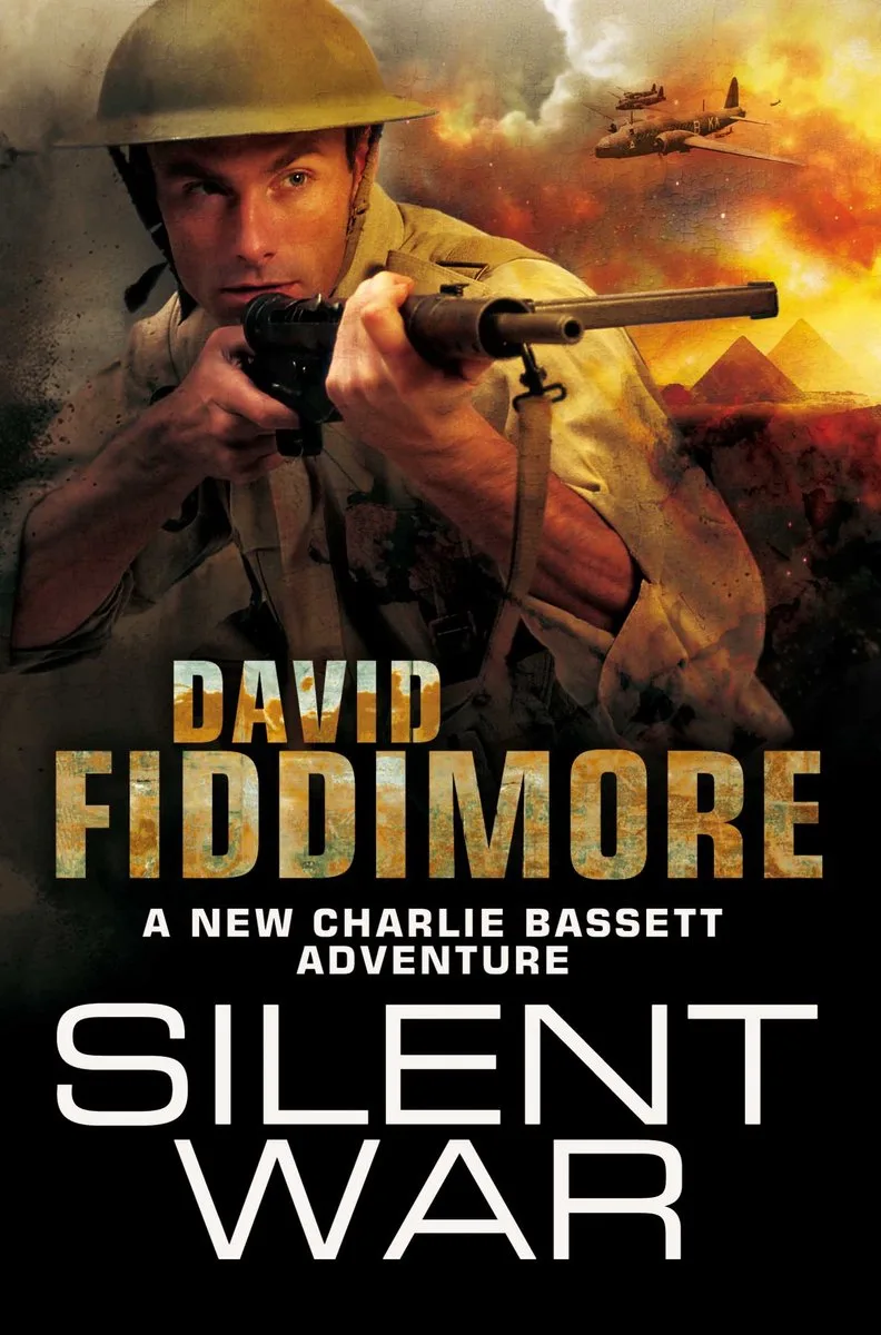 Silent War von Pan Macmillan – Buchfoto