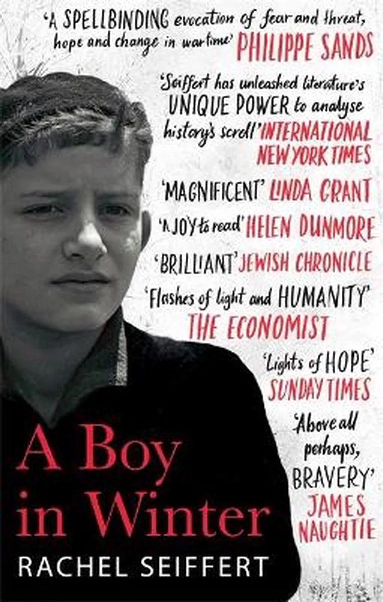 A Boy in Winter von Pantheon – Buchfoto