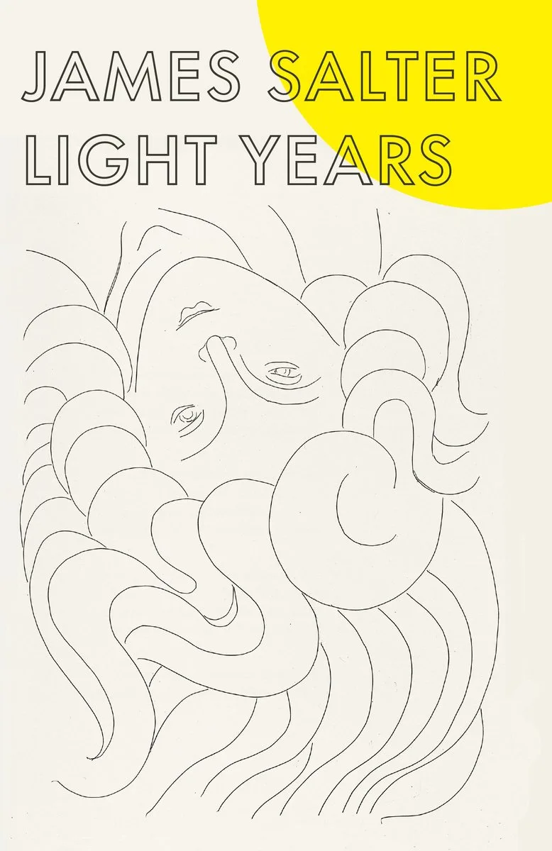 Light Years von Penguin Classics – Buchfoto
