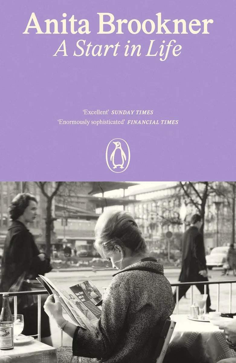 A Start In Life von Penguin – Buchfoto