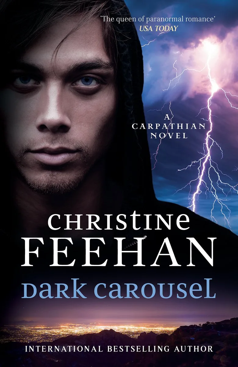 Dark Carousel från Penguin – bokbild