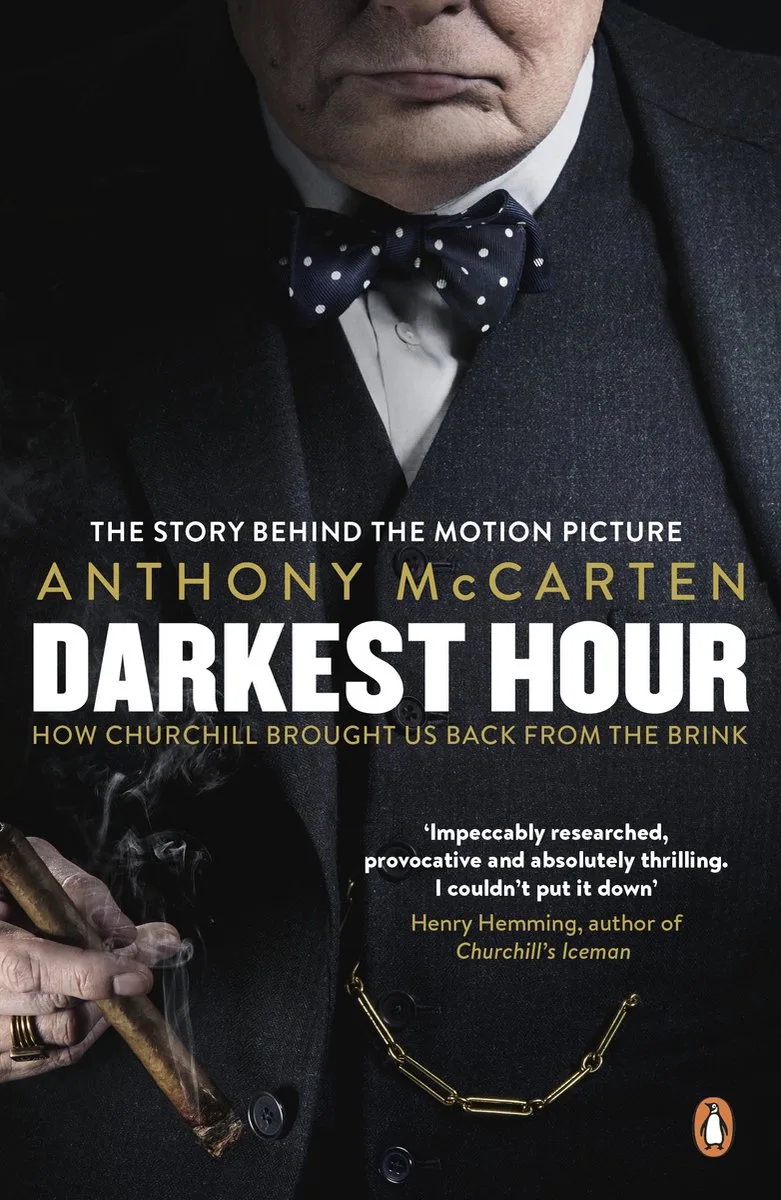 Darkest Hour fra Penguin – billede af bogen
