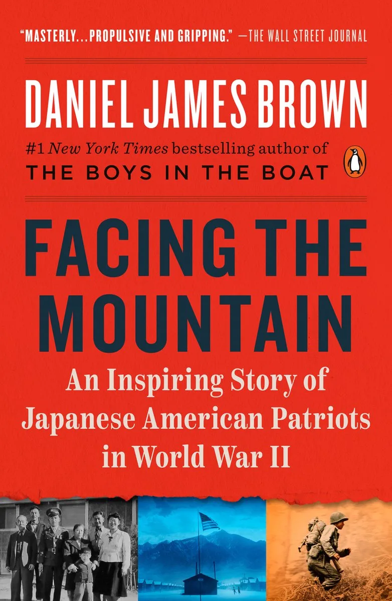 Facing the Mountain von Penguin – Buchfoto