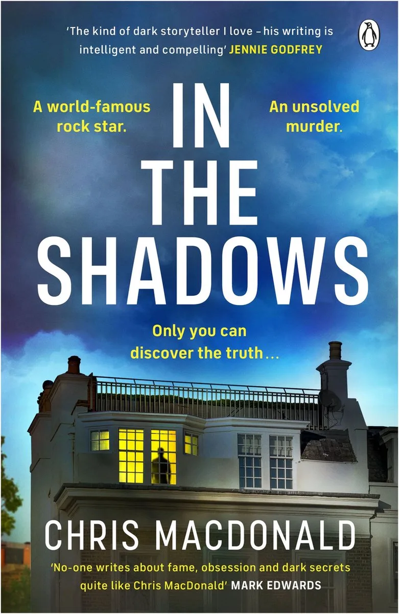 In The Shadows von Penguin – Buchfoto