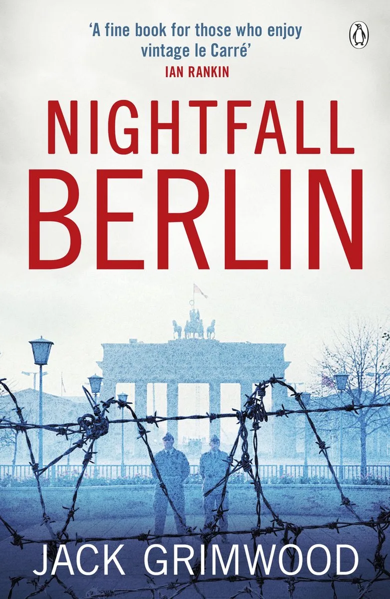 Nightfall Berlin van Penguin – boekfoto