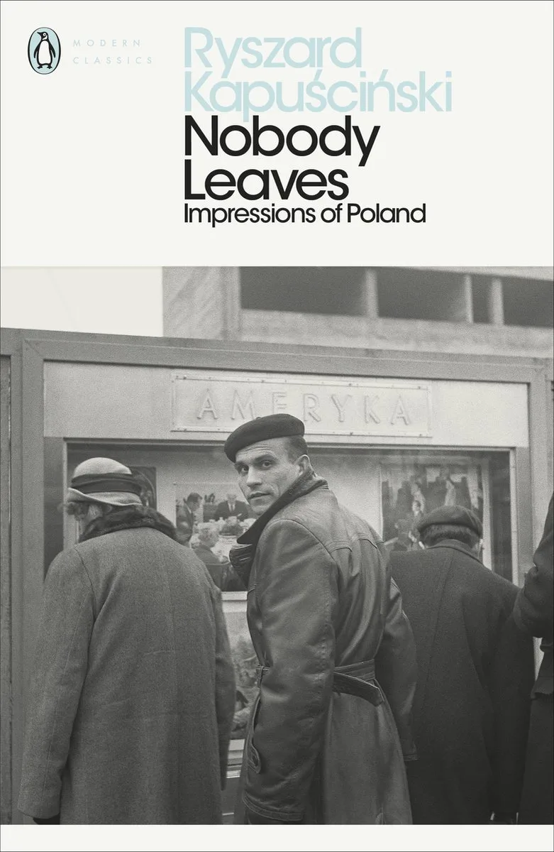 Nobody Leaves von Penguin – Buchfoto