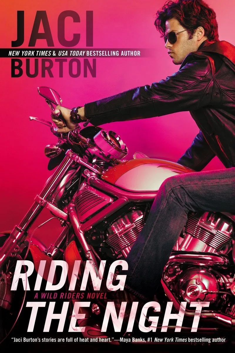 Riding the Night von Penguin – Buchfoto