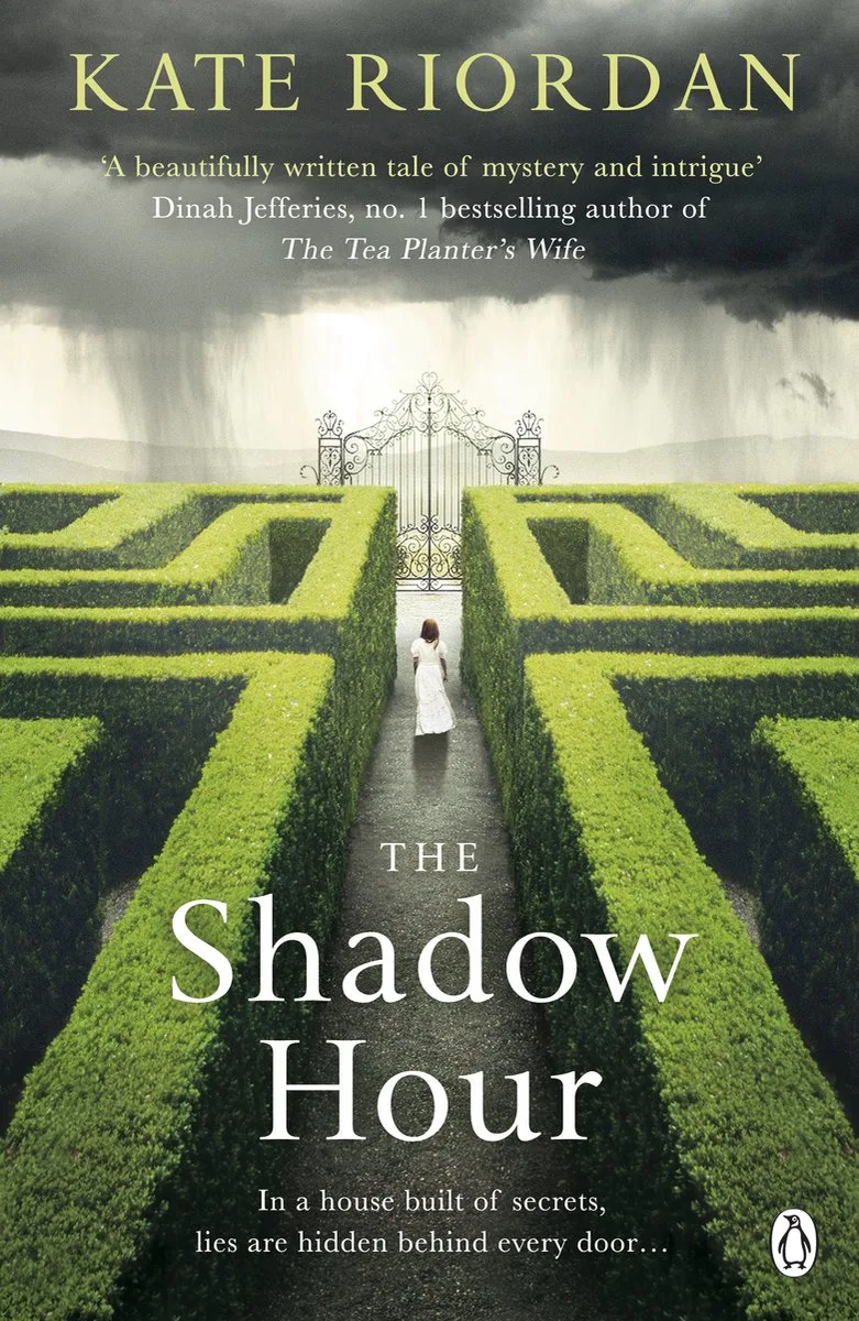 Shadow Hour de Penguin – photo du livre