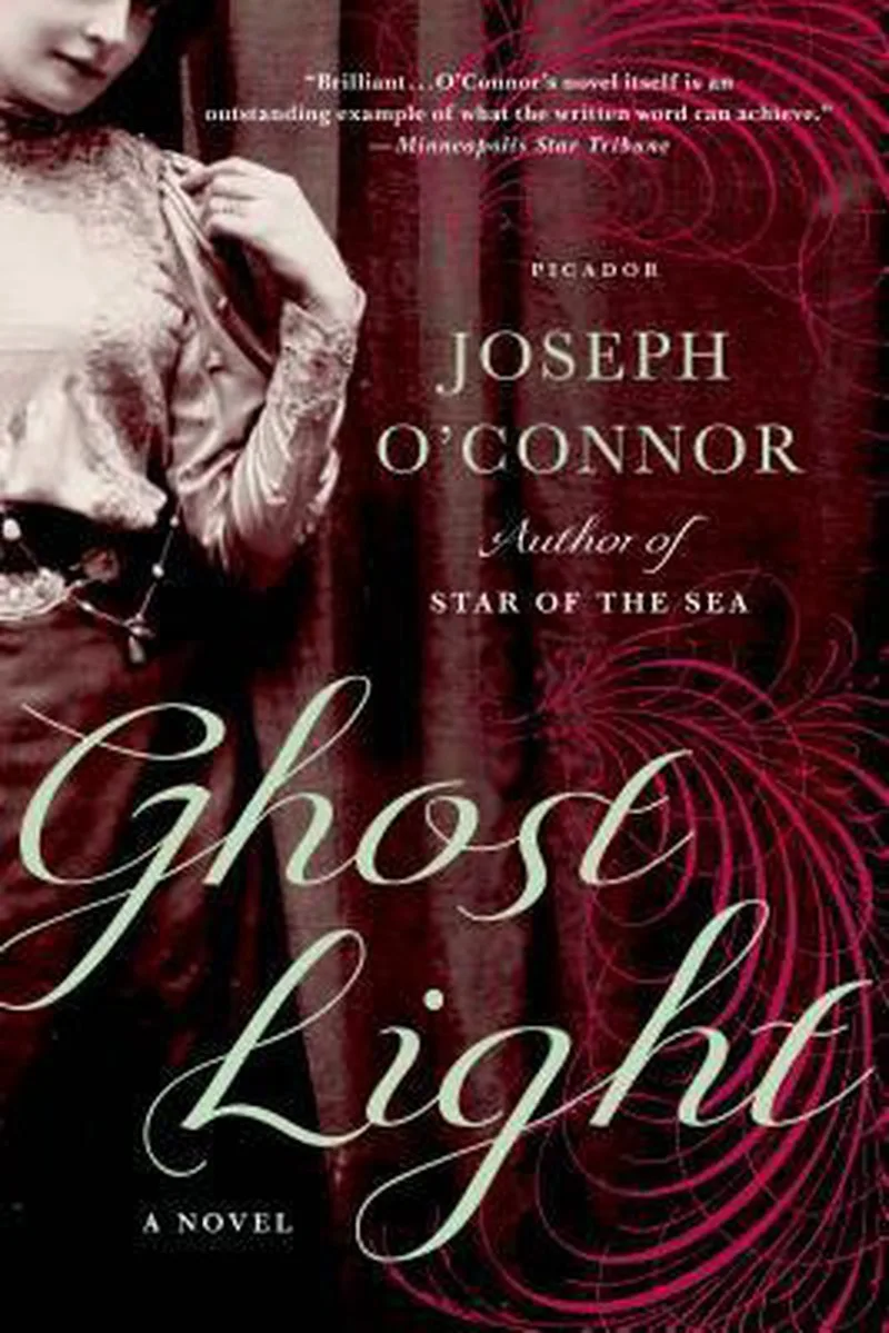 Ghost Light von Picador – Buchfoto