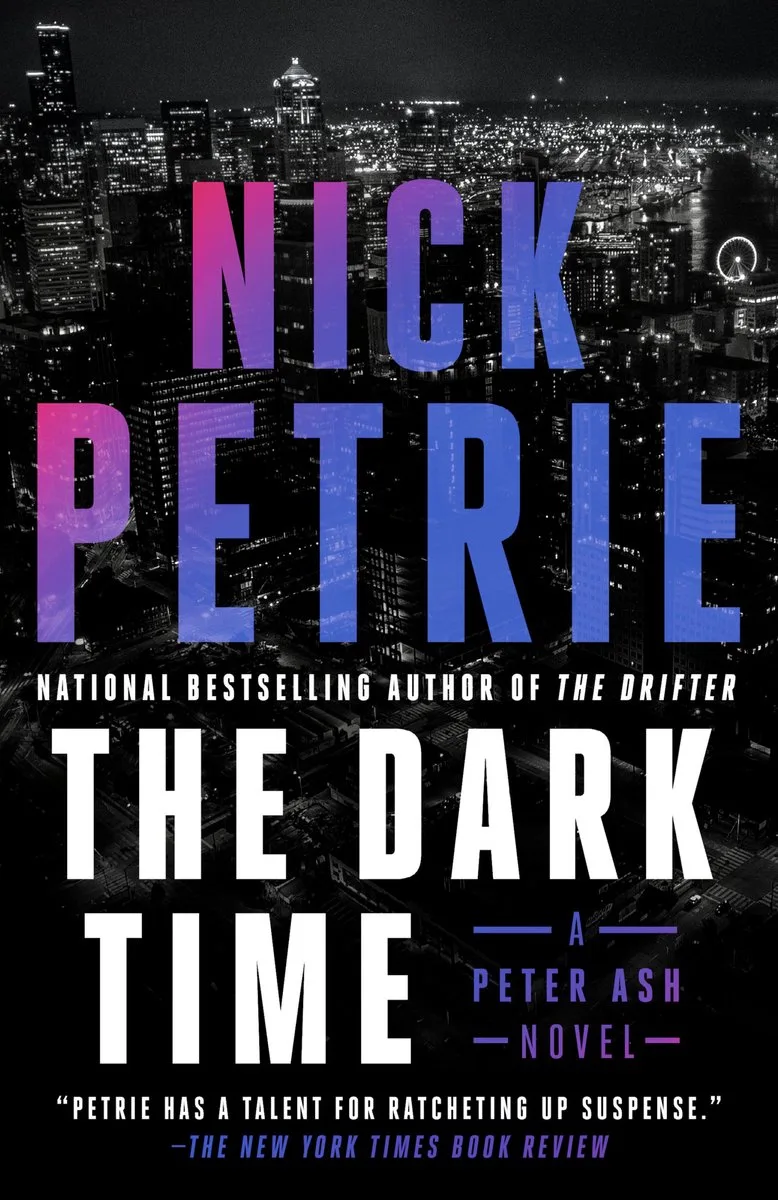 A Peter Ash Novel-The Dark Time von Putnam – Buchfoto