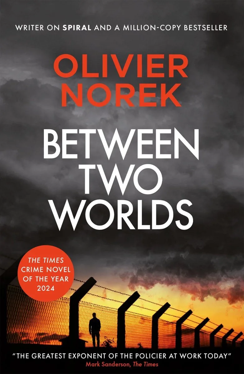 Between Two Worlds by Quercus – book photo