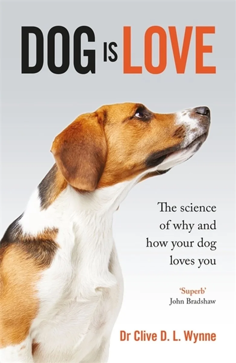 Dog is Love von Quercus – Buchfoto