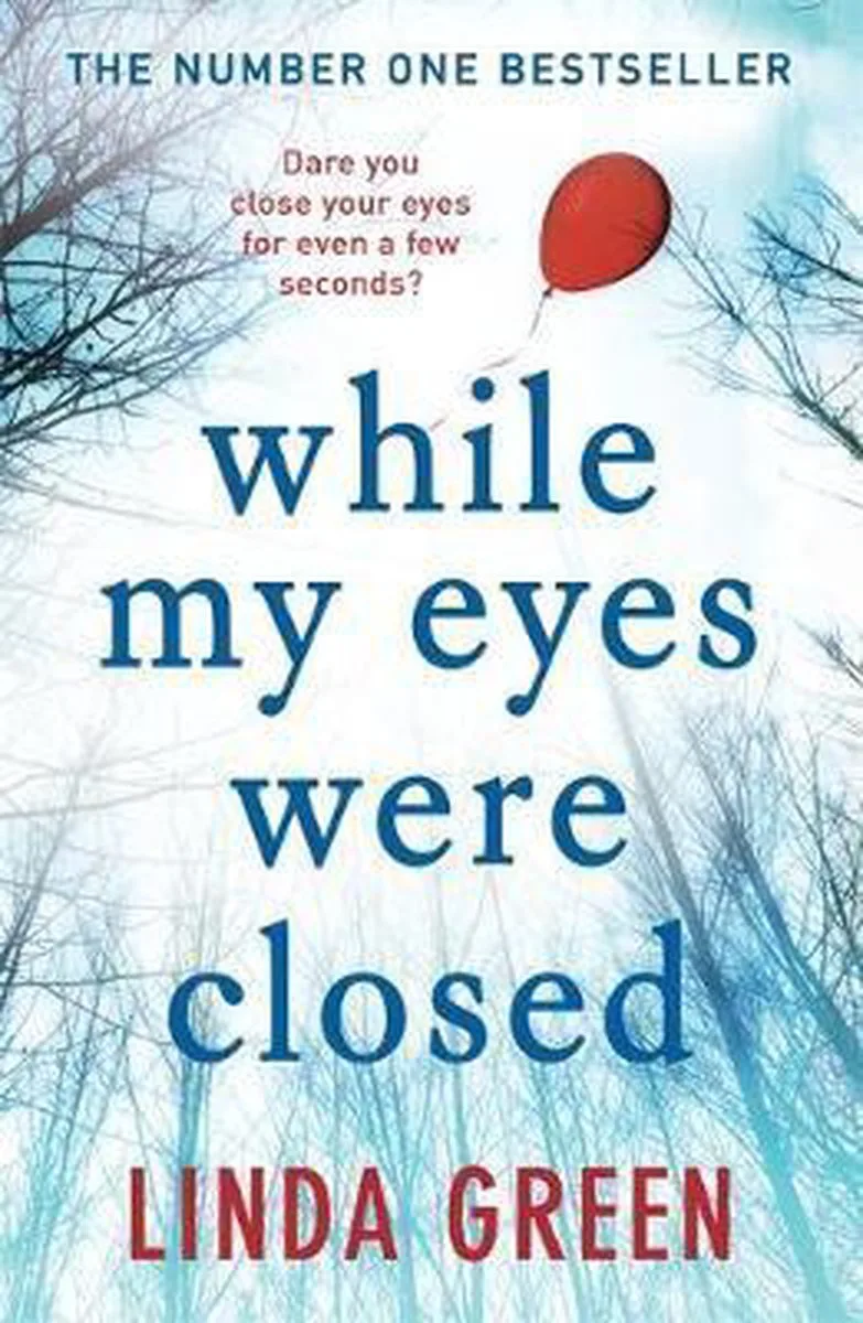 While My Eyes Were Closed von Quercus – Buchfoto