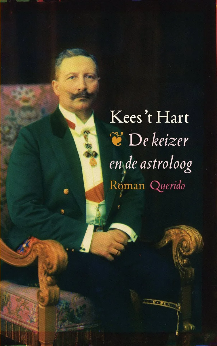 De keizer en de astroloog von Querido – Buchfoto