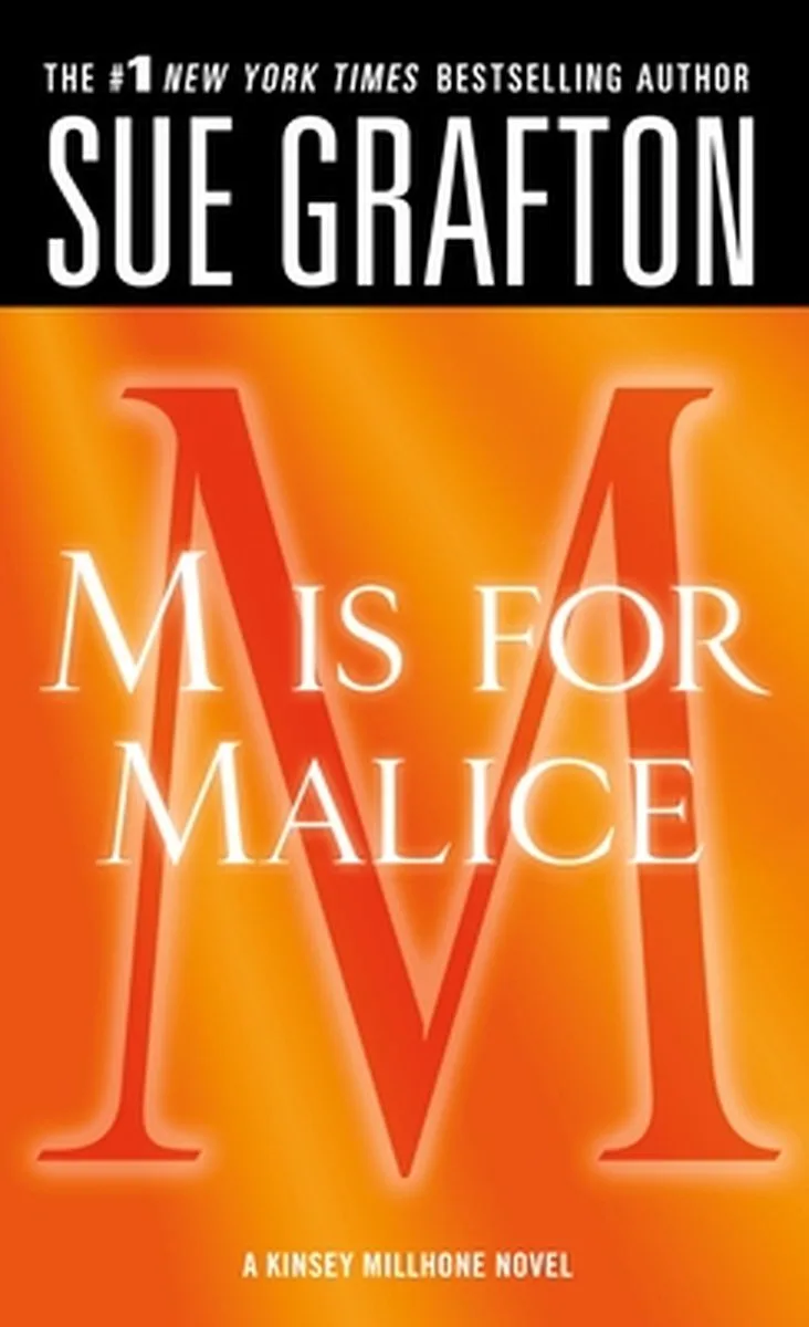 M is for Malice von Random House – Buchfoto