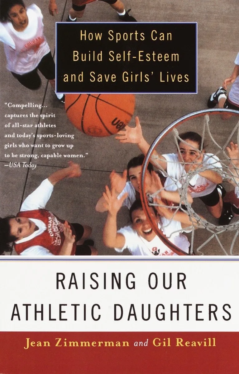 Raising Our Athletic Daughters von Random House – Buchfoto