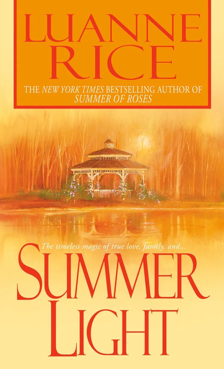 Summer Light von Random House – Buchfoto