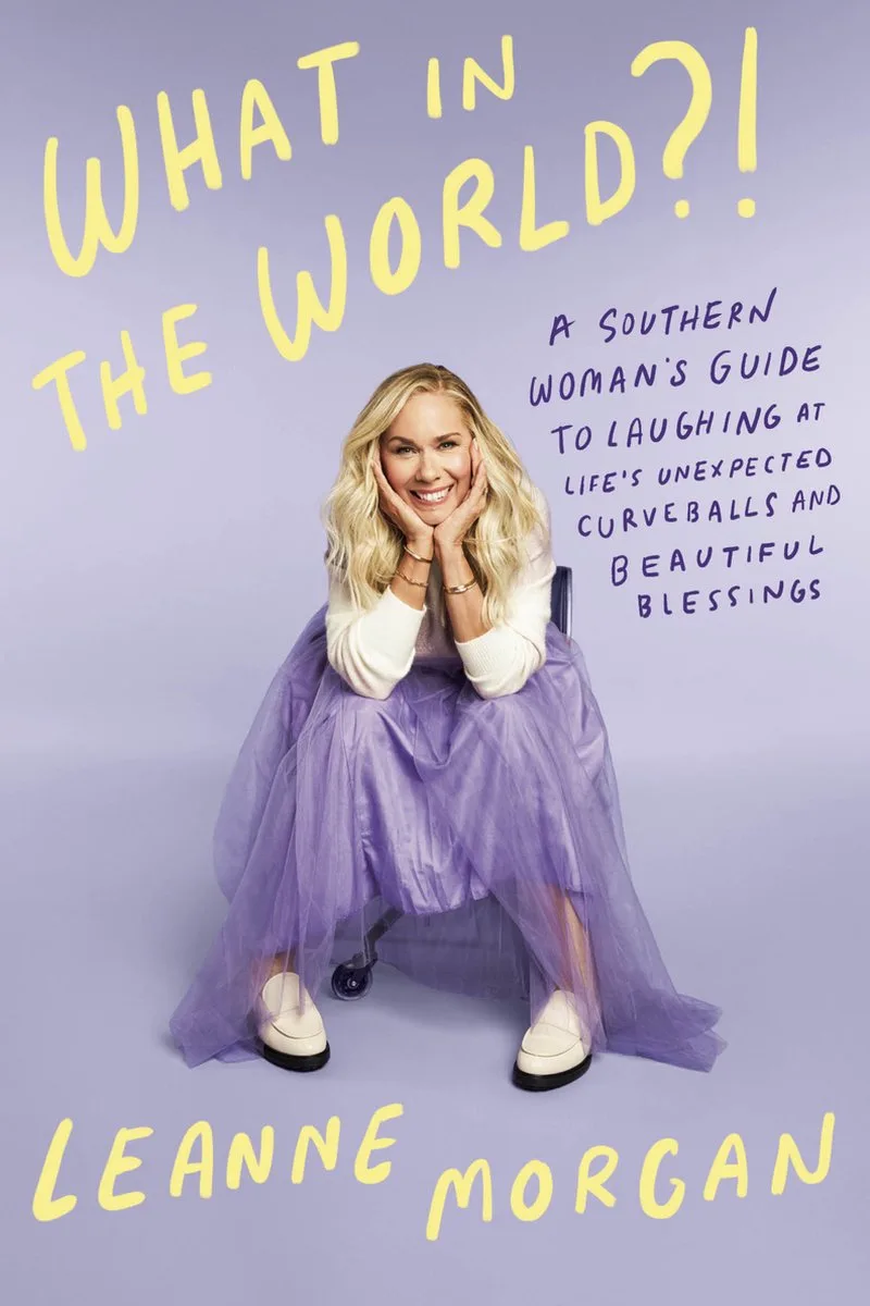 What in the World?! von Random House – Buchfoto