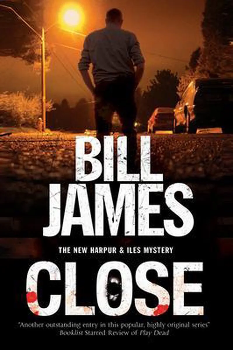Close fra Severn House – billede af bogen