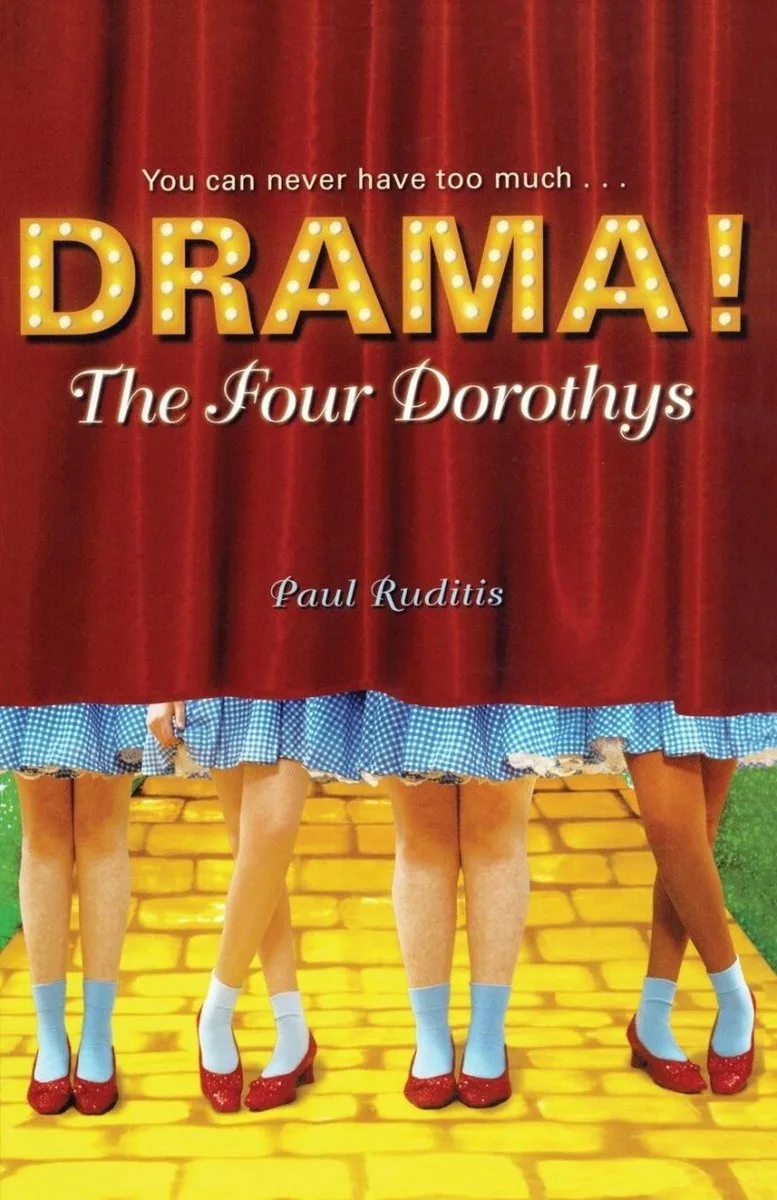 The Four Dorothys von Simon Pulse – Buchfoto
