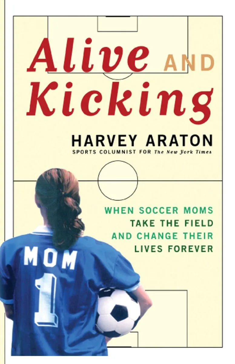 Alive and Kicking von Simon & Schuster – Buchfoto