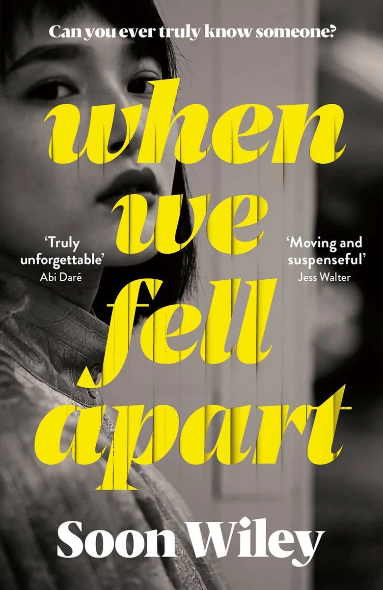 When We Fell Apart von Simon & Schuster – Buchfoto