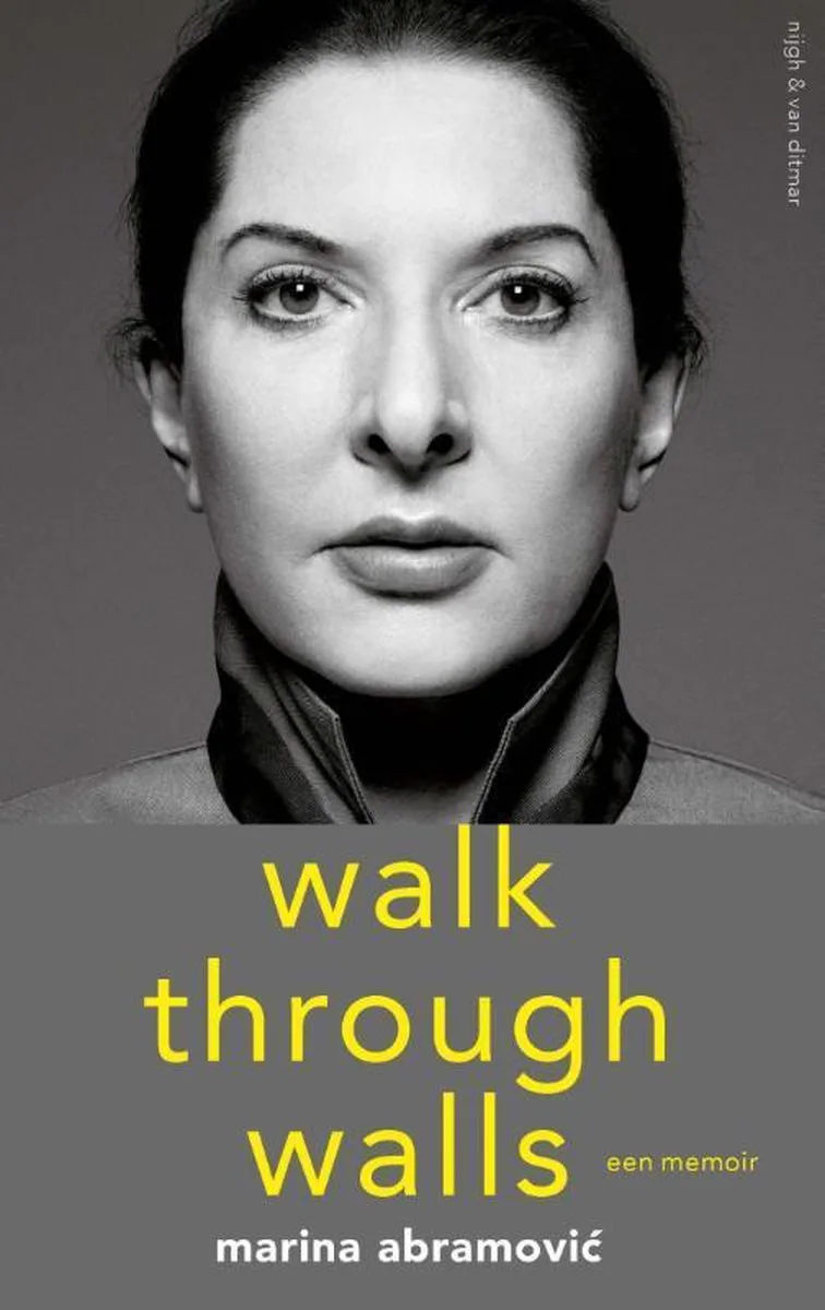 Walk through walls fra Singel – billede af bogen