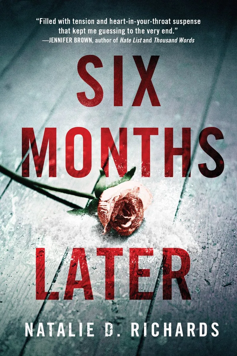 Six Months Later von Sourcebooks – Buchfoto
