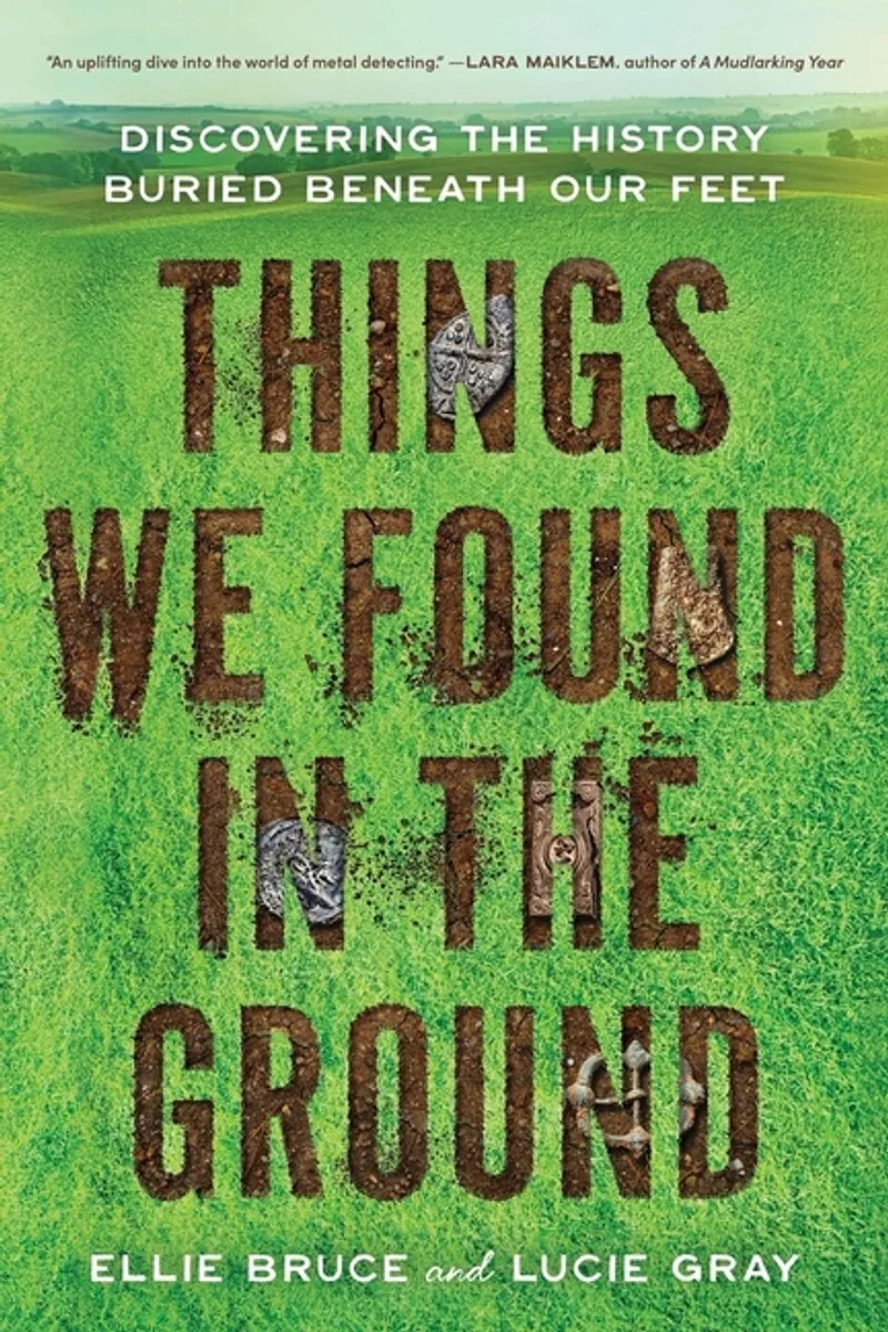 Things We Found in the Ground fra Sourcebooks – billede af bogen