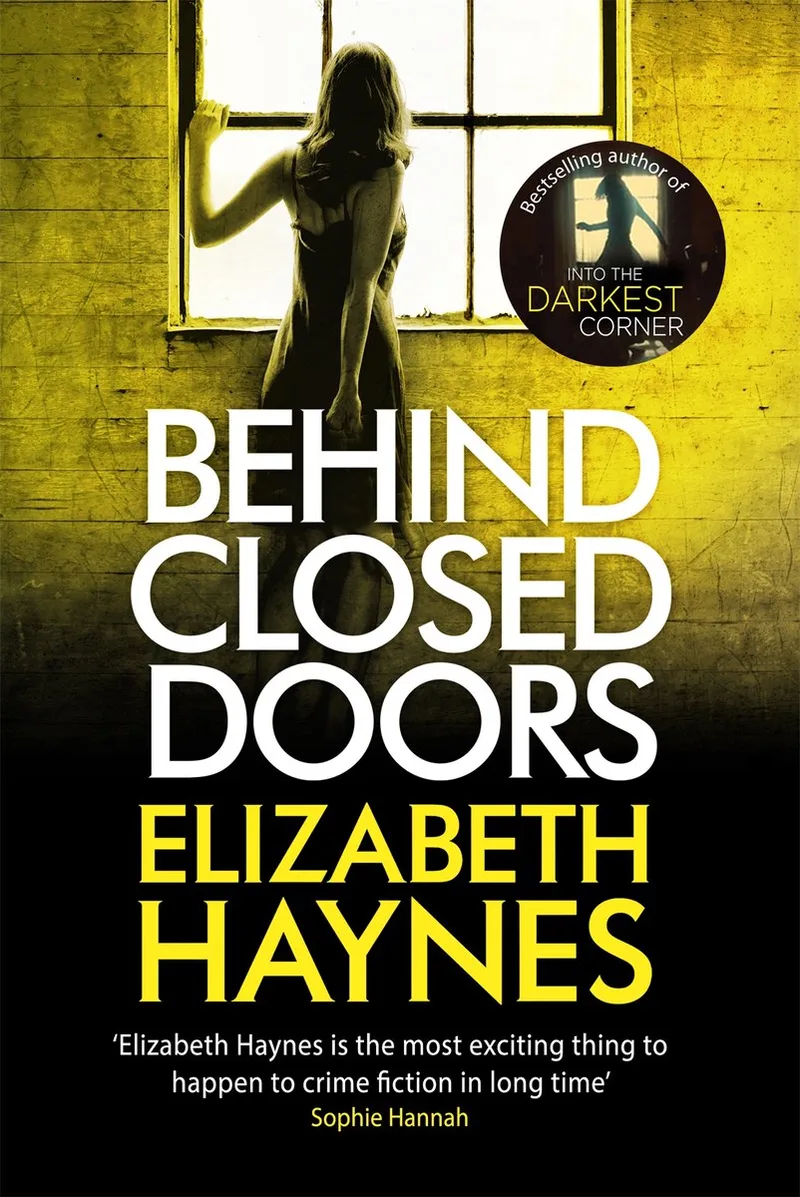 Behind Closed Doors von Sphere – Buchfoto