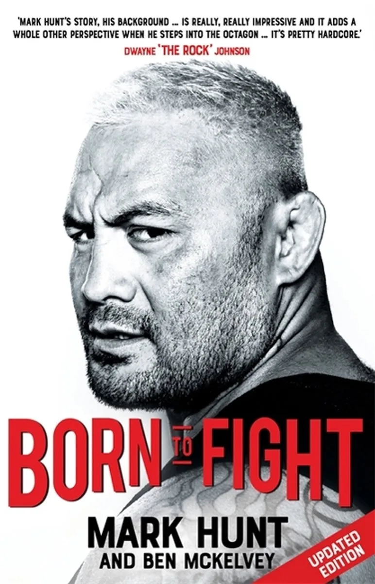 Born To Fight von Sphere – Buchfoto