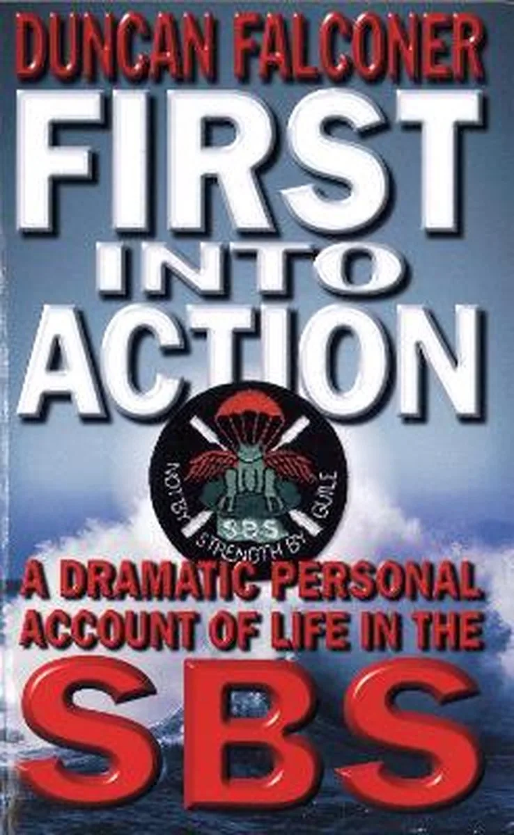First Into Action fra Sphere – billede af bogen