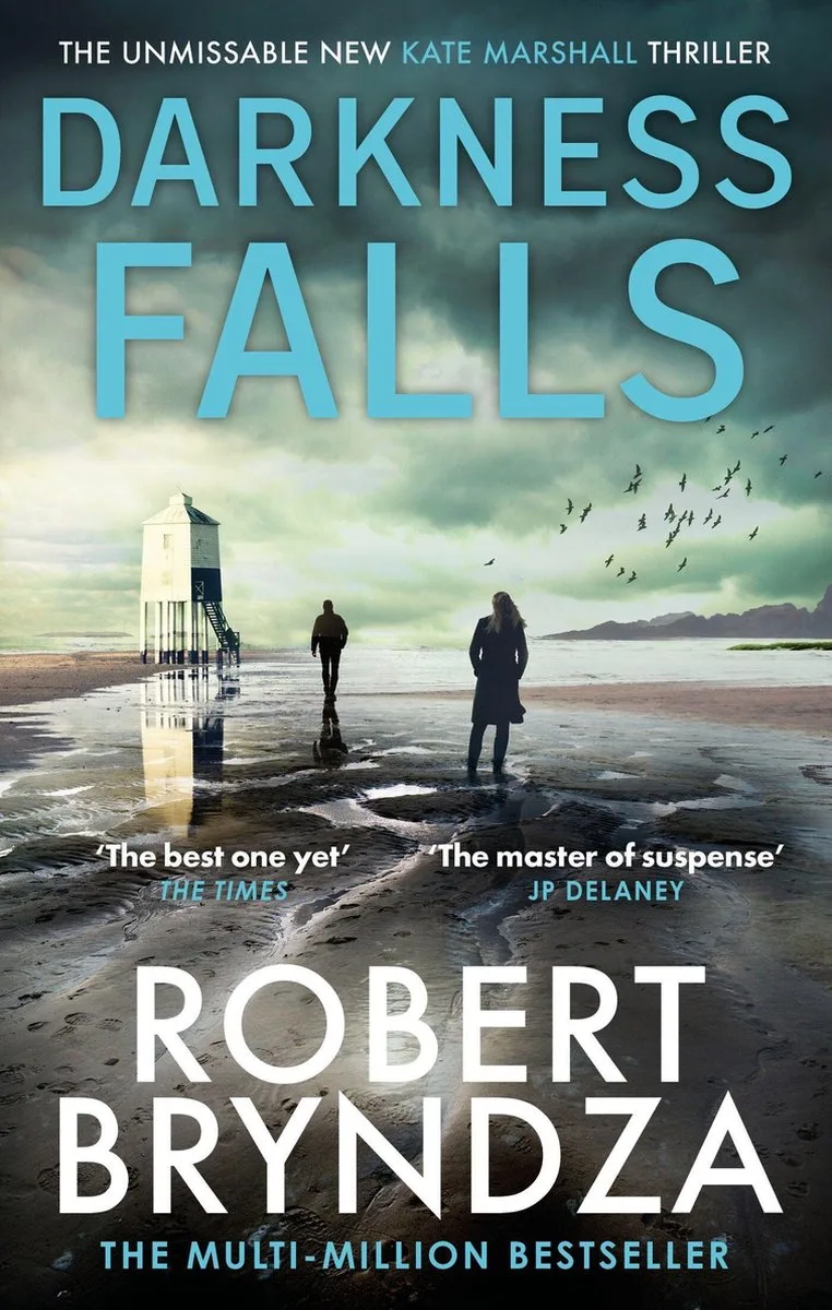 Kate Marshall- Darkness Falls von Sphere – Buchfoto