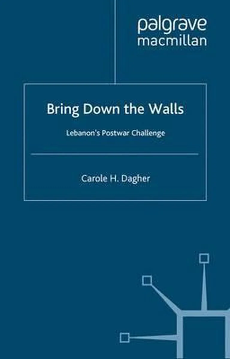 Bring Down the Walls von St. Martin's Press – Buchfoto
