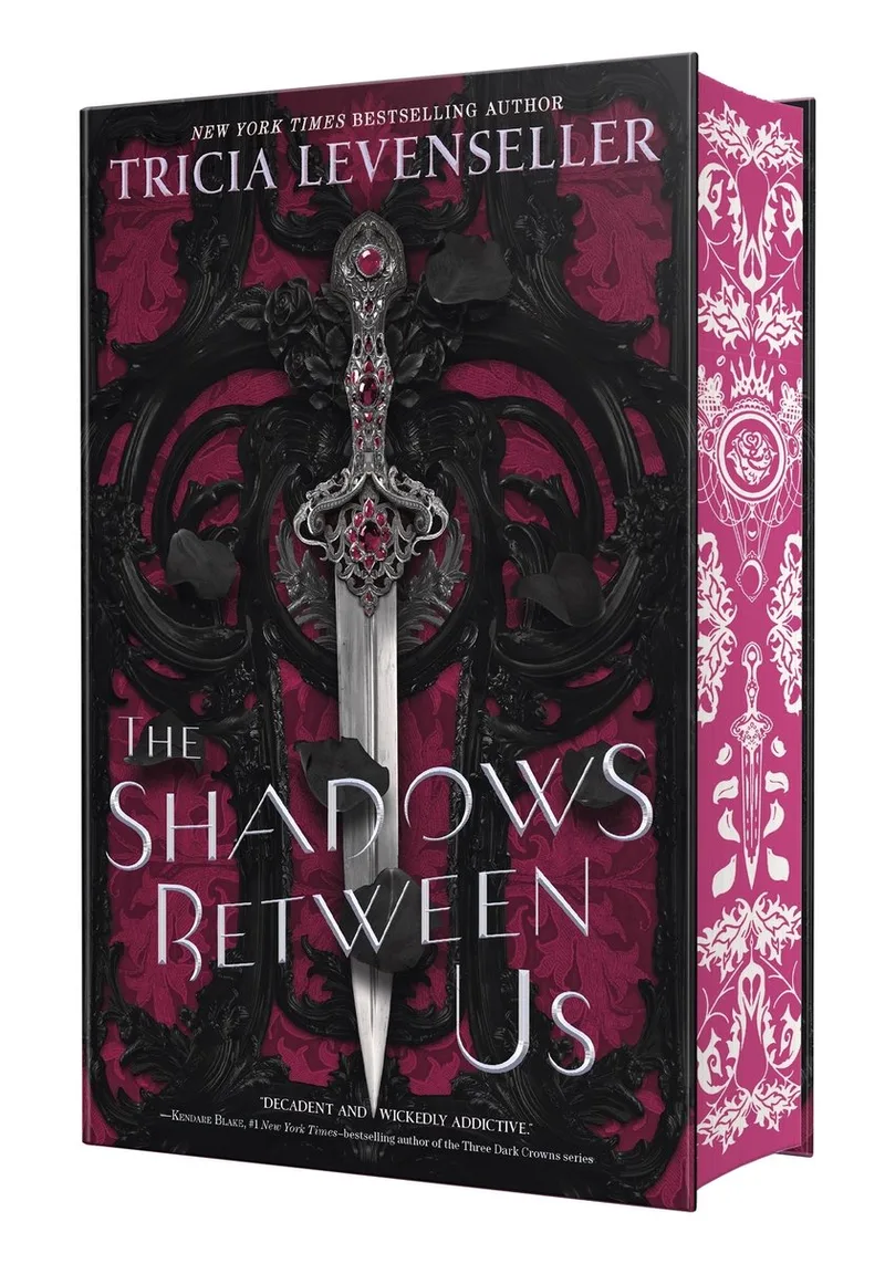 The Shadows Between Us von St. Martin's Press – Buchfoto