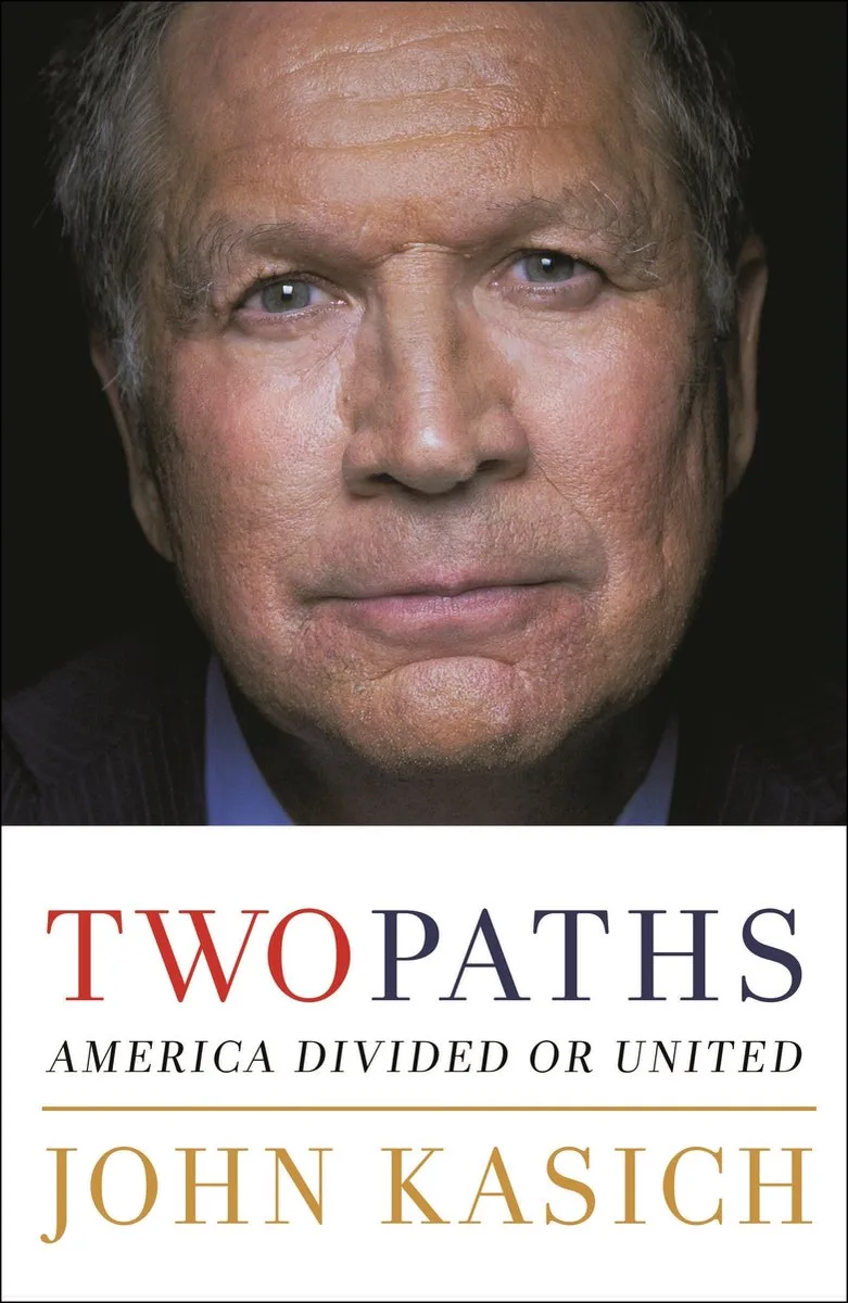 Two Paths de St. Martin's Press – photo du livre