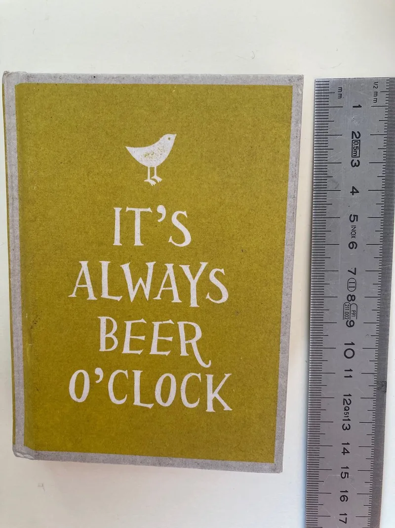 It's Always Beer O'Clock von Summersdale – Buchfoto